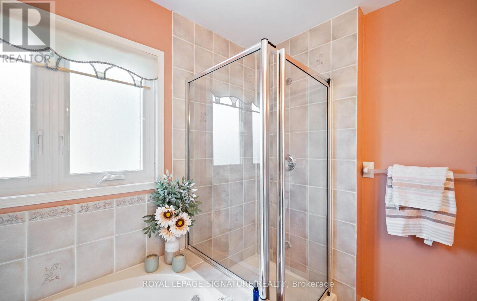 2342 Bankside Drive, Mississauga, Ontario  L5M 6E1 - Photo 30 - W13463228