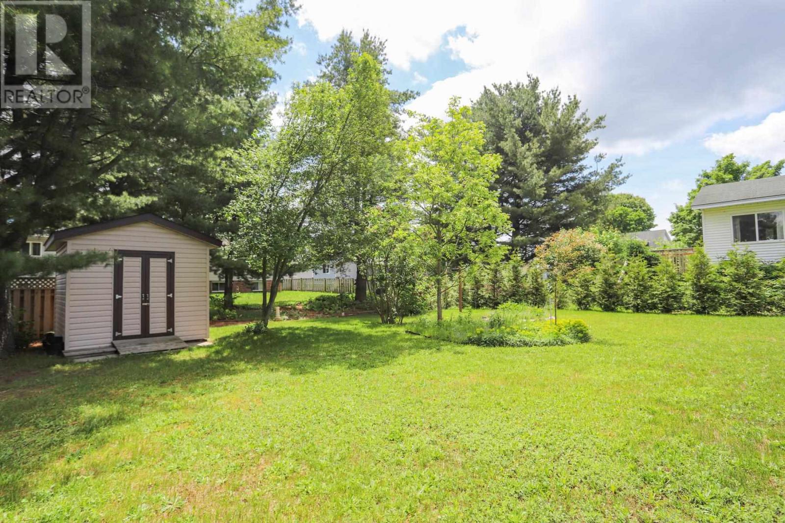 36 Autumn Dr, Sault Ste. Marie, Ontario  P6A 6S3 - Photo 9 - SM261508