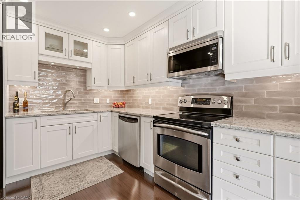 570 Forestwood Crescent, Burlington, Ontario L7L 4K3 - Photo 8 - 40838963
