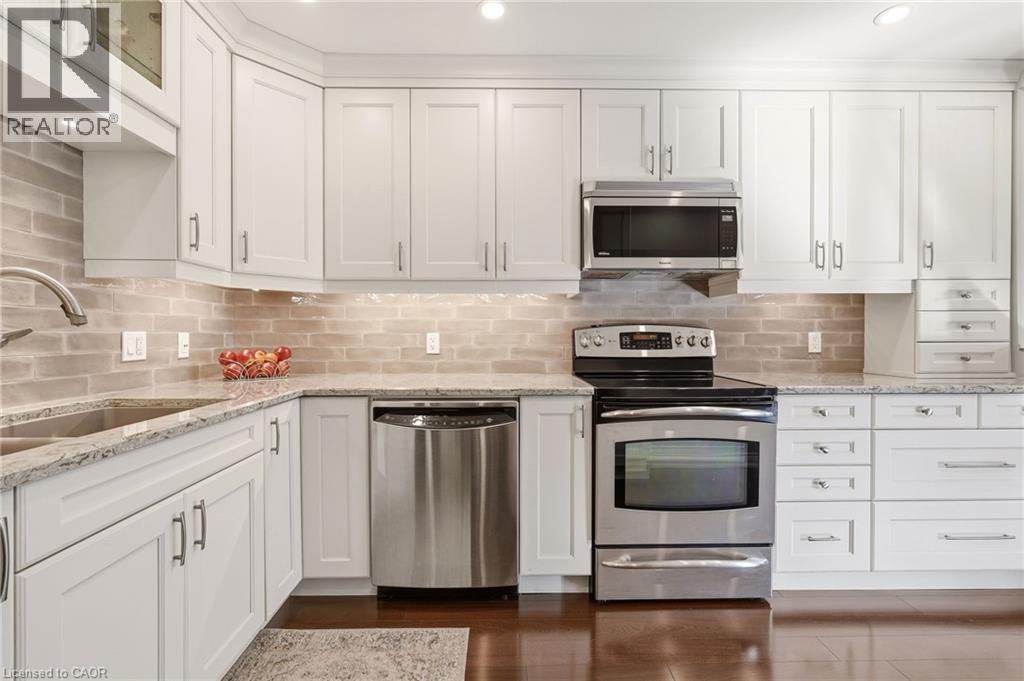 570 Forestwood Crescent, Burlington, Ontario L7L 4K3 - Photo 6 - 40838963