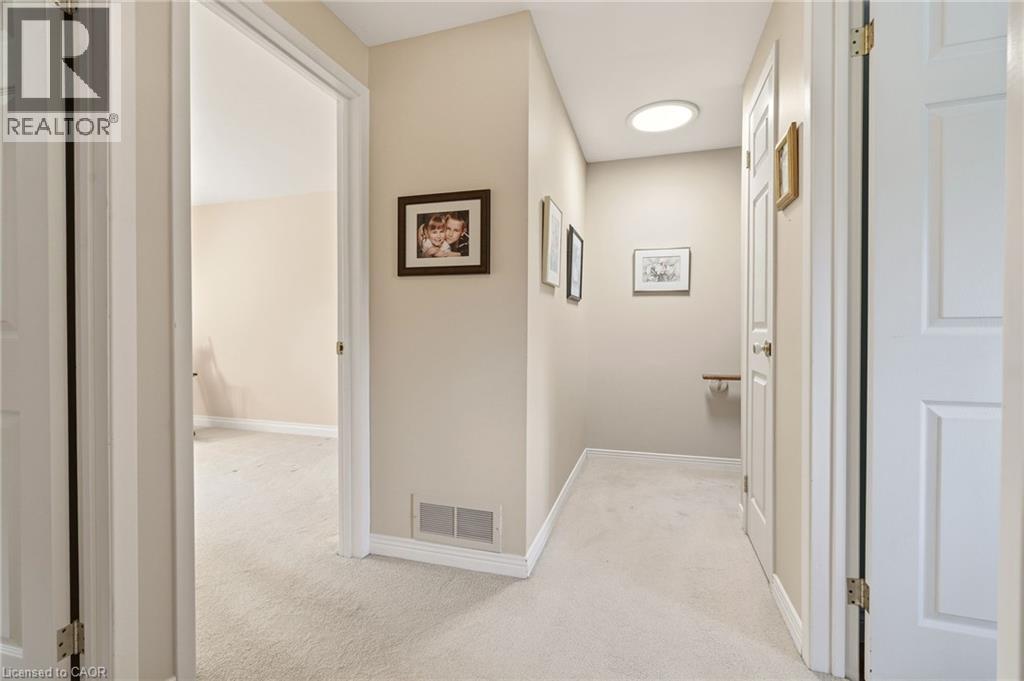 570 Forestwood Crescent, Burlington, Ontario L7L 4K3 - Photo 17 - 40838963