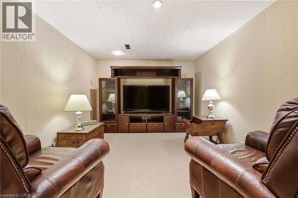 570 Forestwood Crescent, Burlington, Ontario L7L 4K3 - Photo 18 - 40838963