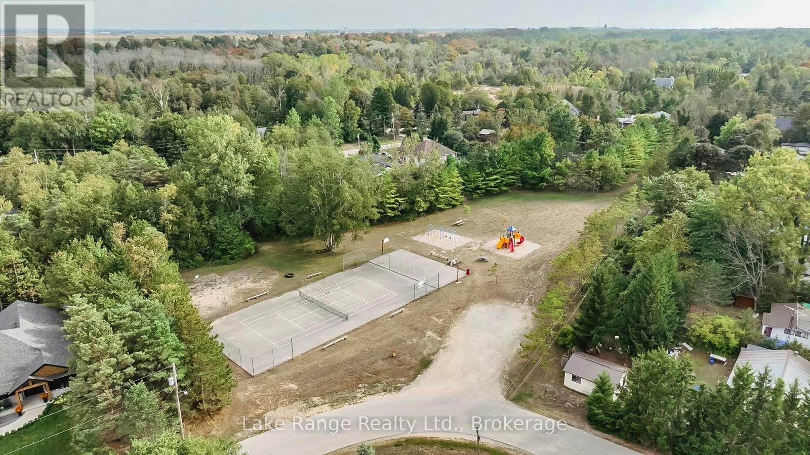137 Bell Drive, Huron-Kinloss, Ontario  N2Z 0B8 - Photo 4 - X13463372