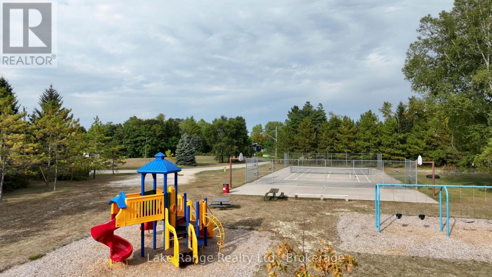 137 Bell Drive, Huron-Kinloss, Ontario  N2Z 0B8 - Photo 5 - X13463372