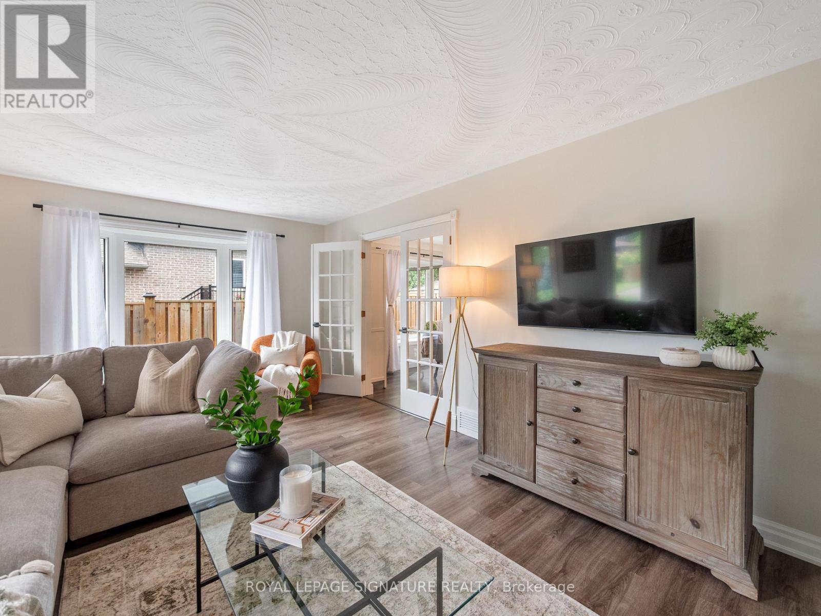 245 Appleby Road, Hamilton, Ontario  L9G 2V6 - Photo 3 - X13463112
