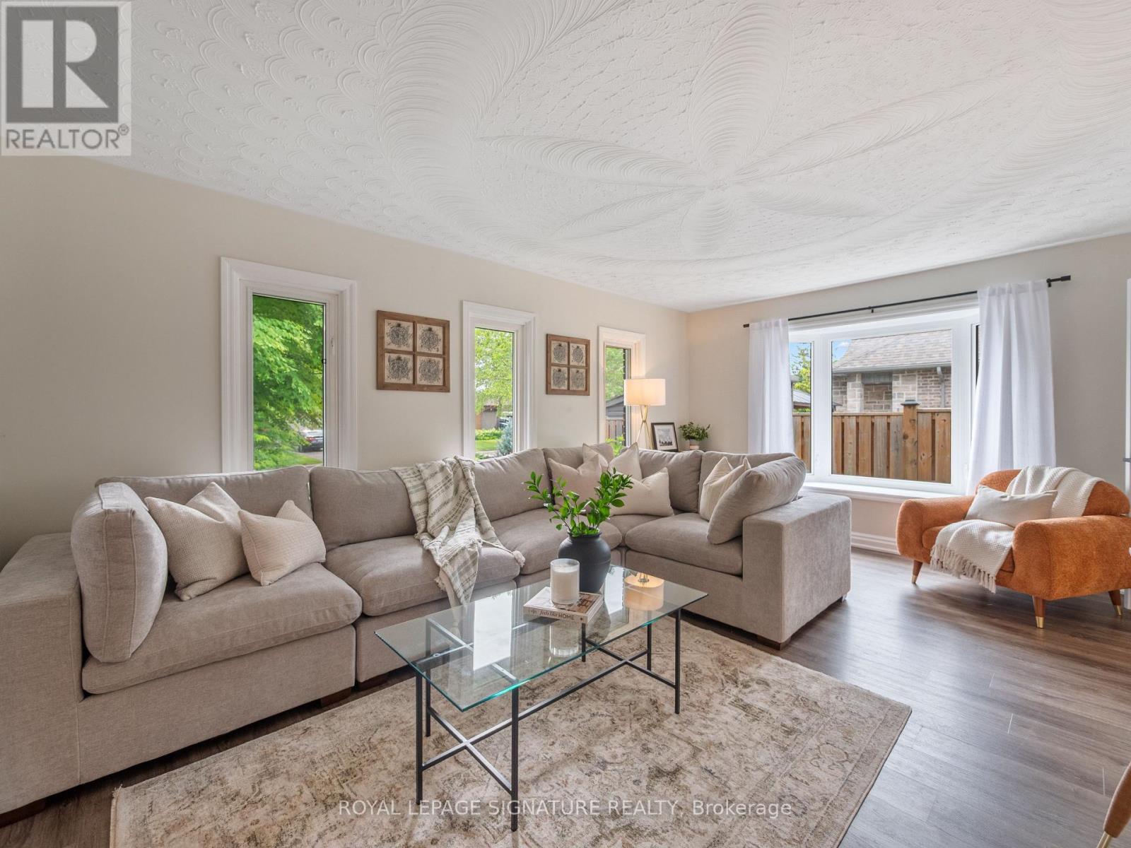 245 Appleby Road, Hamilton, Ontario  L9G 2V6 - Photo 4 - X13463112