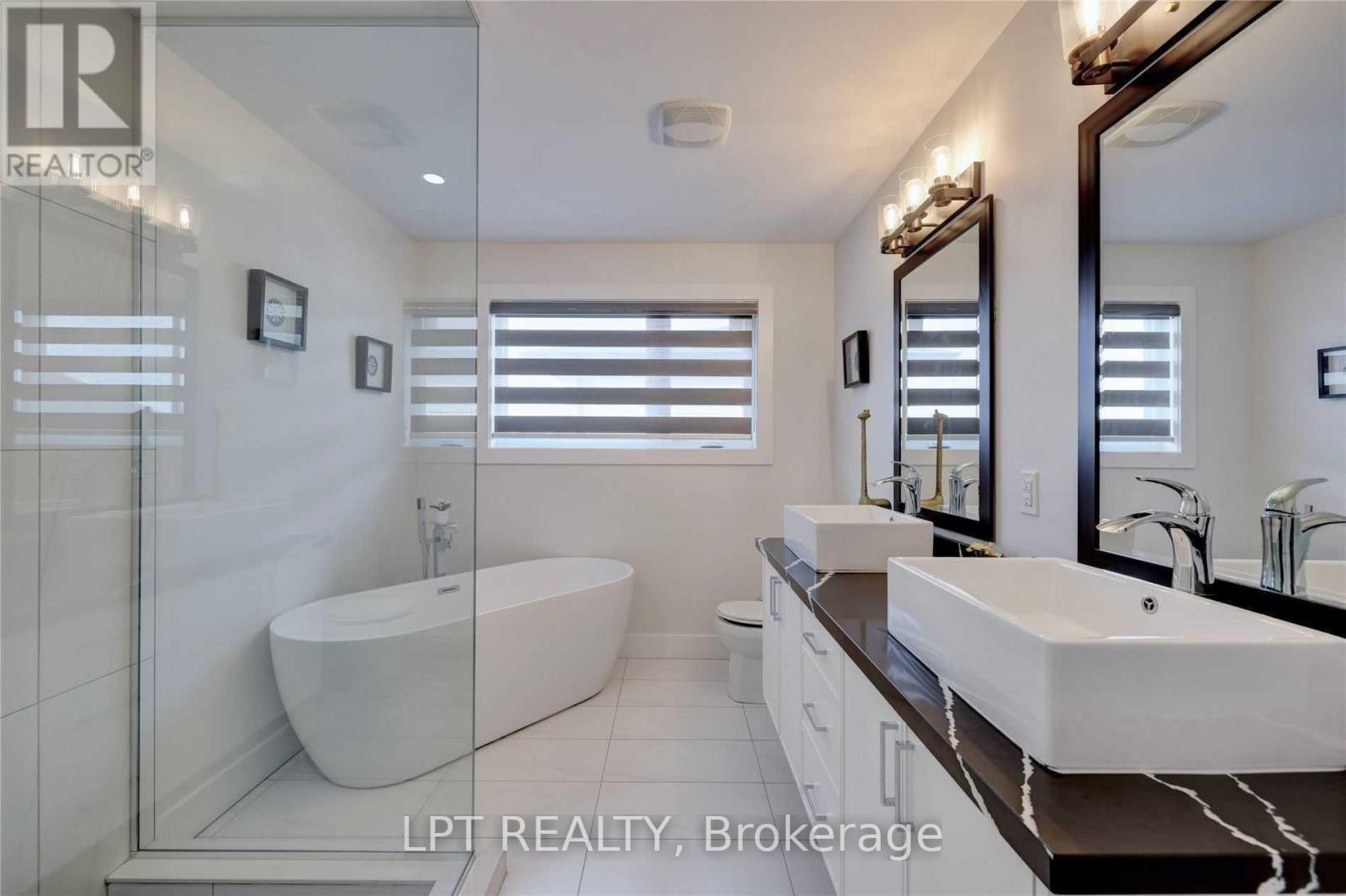 Upper - 3401 Regiment Road, London South, Ontario  N6P 0H2 - Photo 15 - X13463218