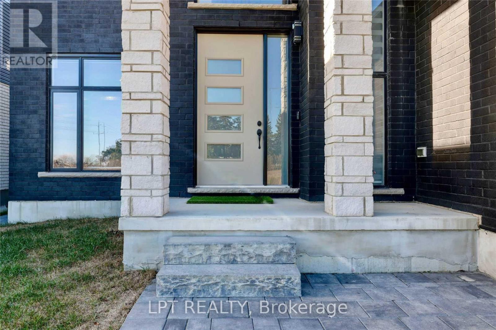 Upper - 3401 Regiment Road, London South, Ontario  N6P 0H2 - Photo 22 - X13463218