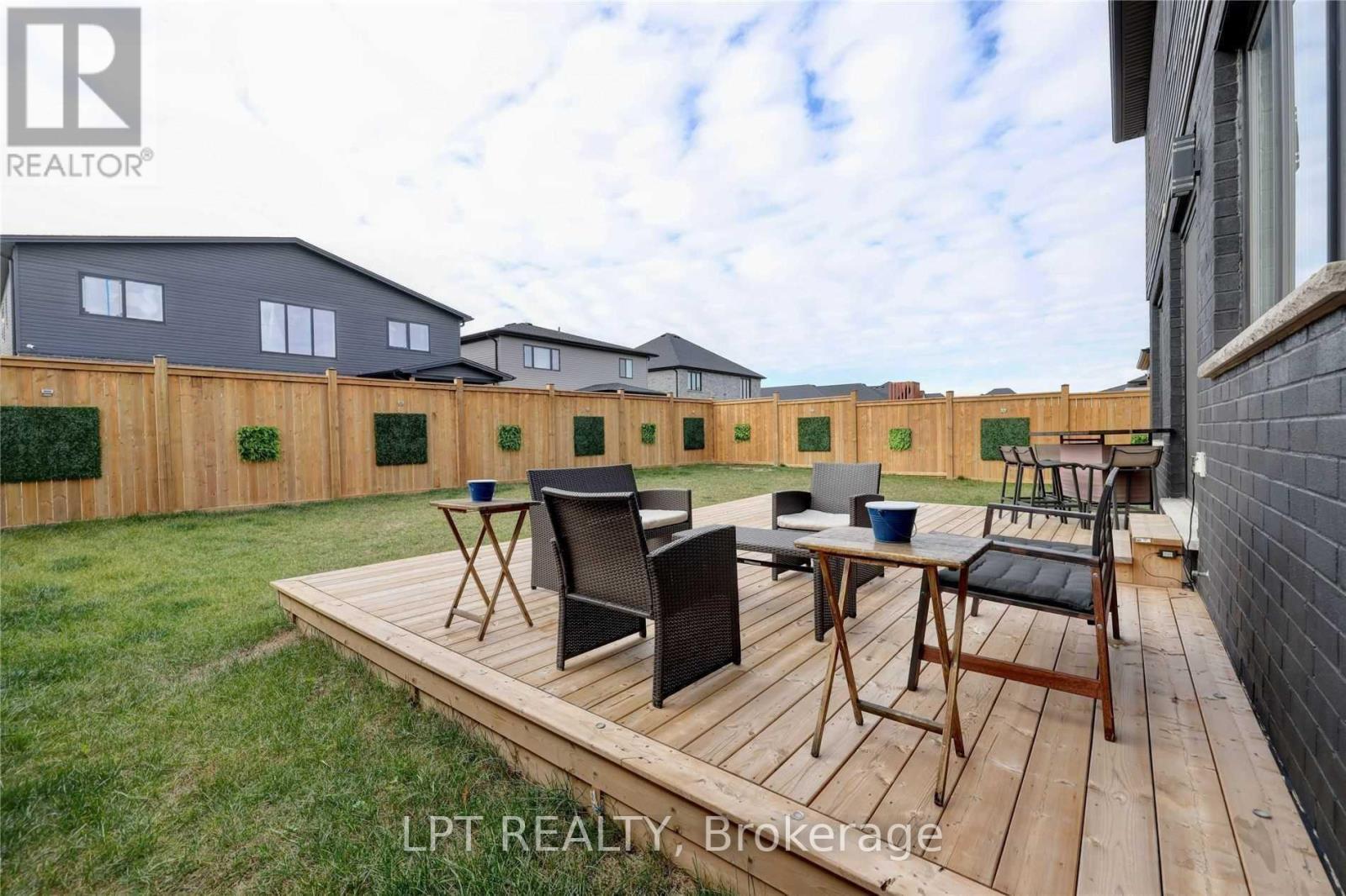Upper - 3401 Regiment Road, London South, Ontario  N6P 0H2 - Photo 25 - X13463218