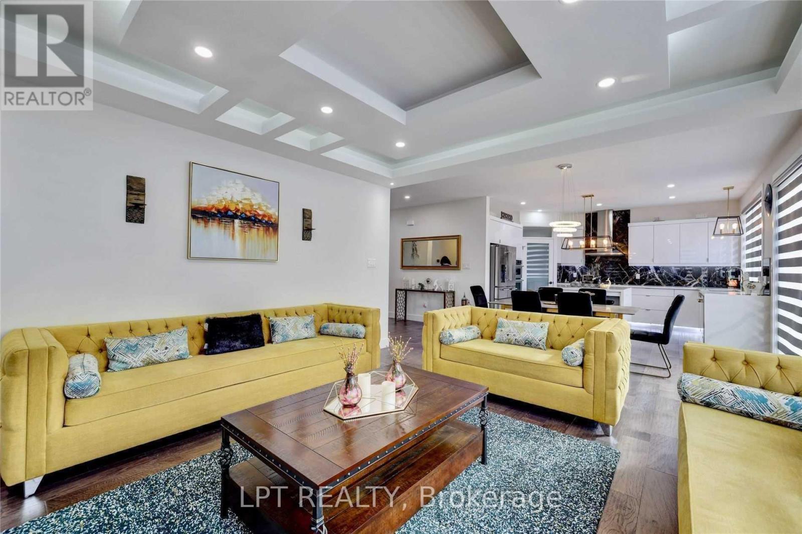Upper - 3401 Regiment Road, London South, Ontario  N6P 0H2 - Photo 4 - X13463218
