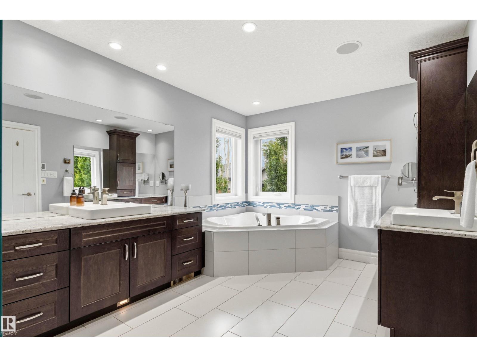 2294 Warry Lo Sw, Edmonton, Alberta  T6W 0N8 - Photo 45 - E4494415