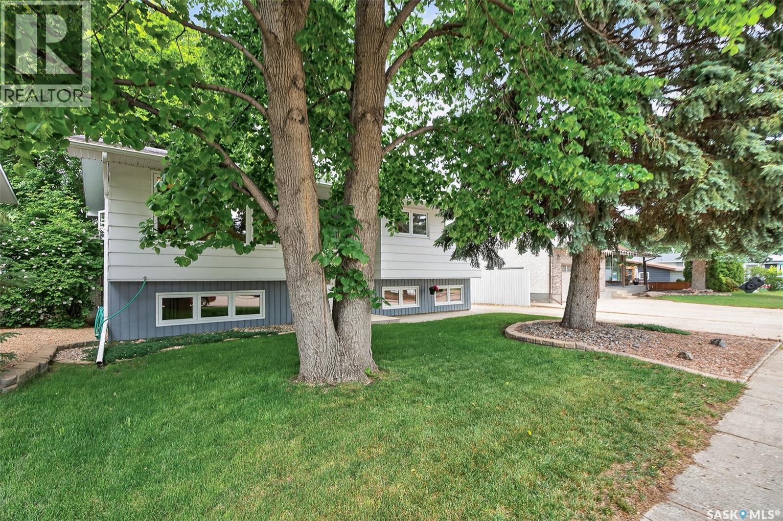 1612 Rutherford Street, Moose Jaw, Saskatchewan  S6H 7C7 - Photo 64 - SK039961
