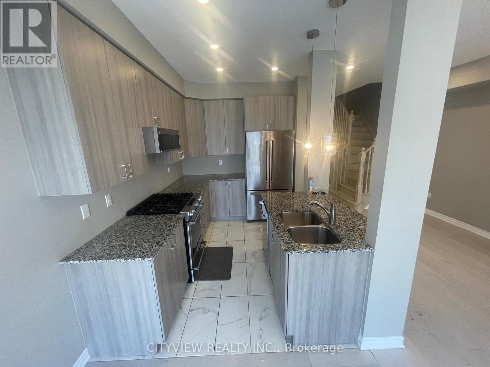 90 Sandwell Street, Vaughan, Ontario  L4H 0Z7 - Photo 7 - N13463286