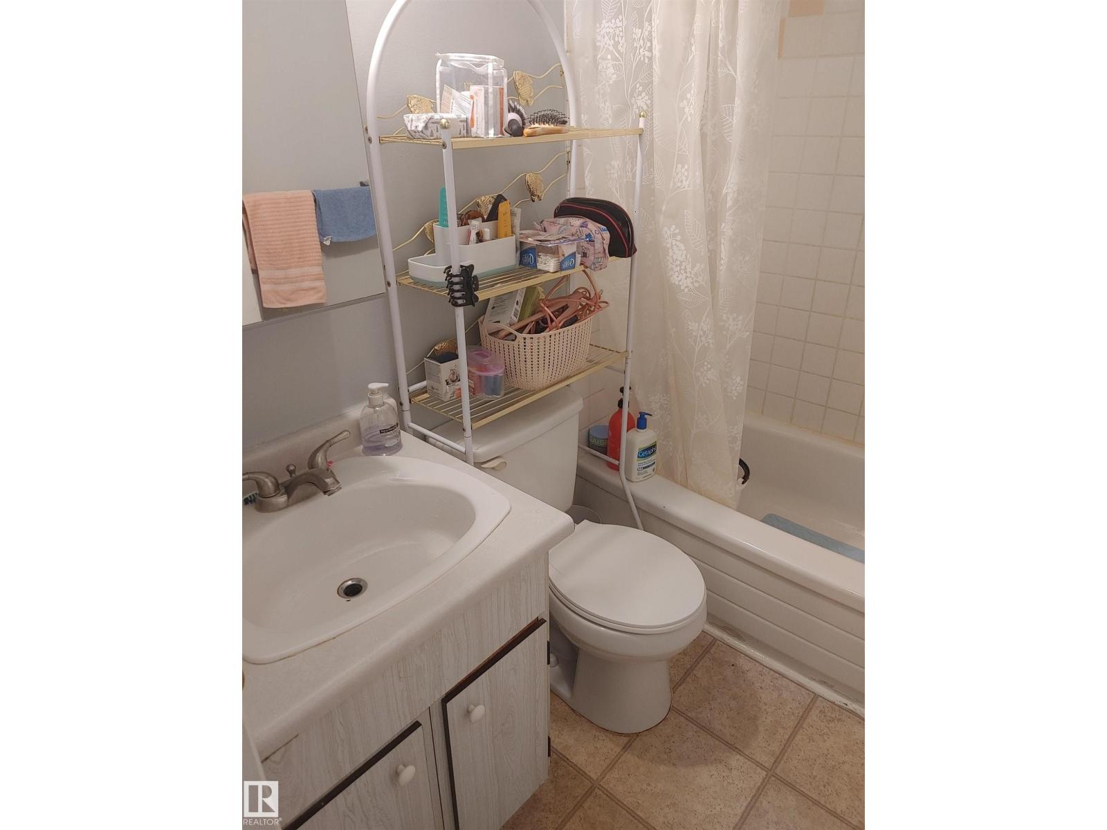 8433 29 Av Nw, Edmonton, Alberta T6K 3M8 - Photo 6 - E4490761