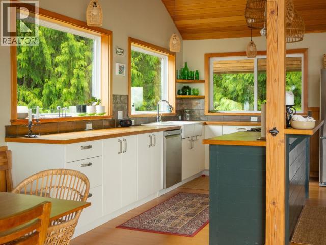 1772 Vancouver Blvd, Savary Island, British Columbia  V0N 2G0 - Photo 13 - 20004