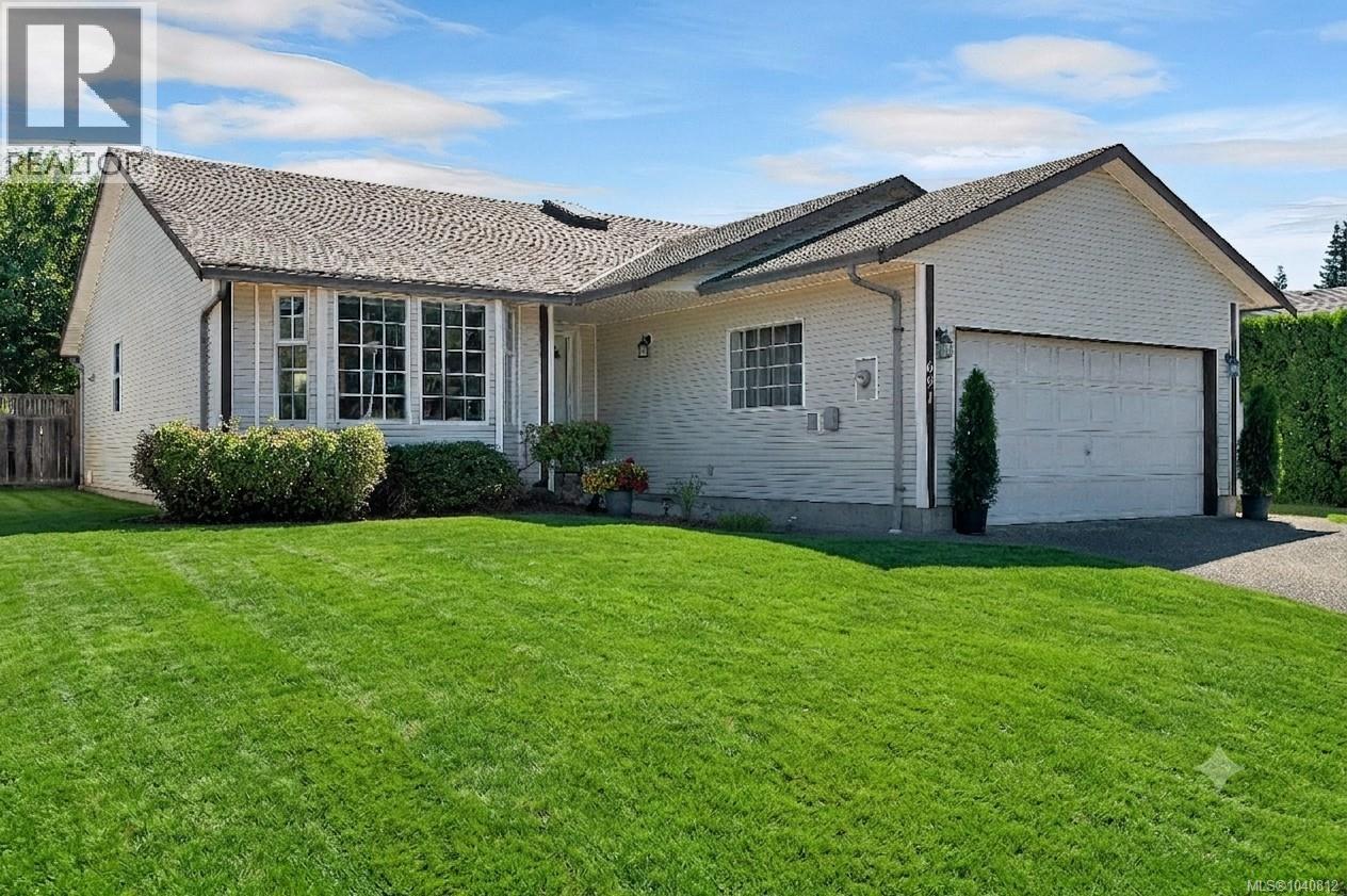 691 Beaver Lodge Rd, Campbell River, British Columbia