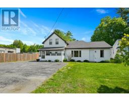 17 JOSEPH STREET, Parry Sound, Ontario