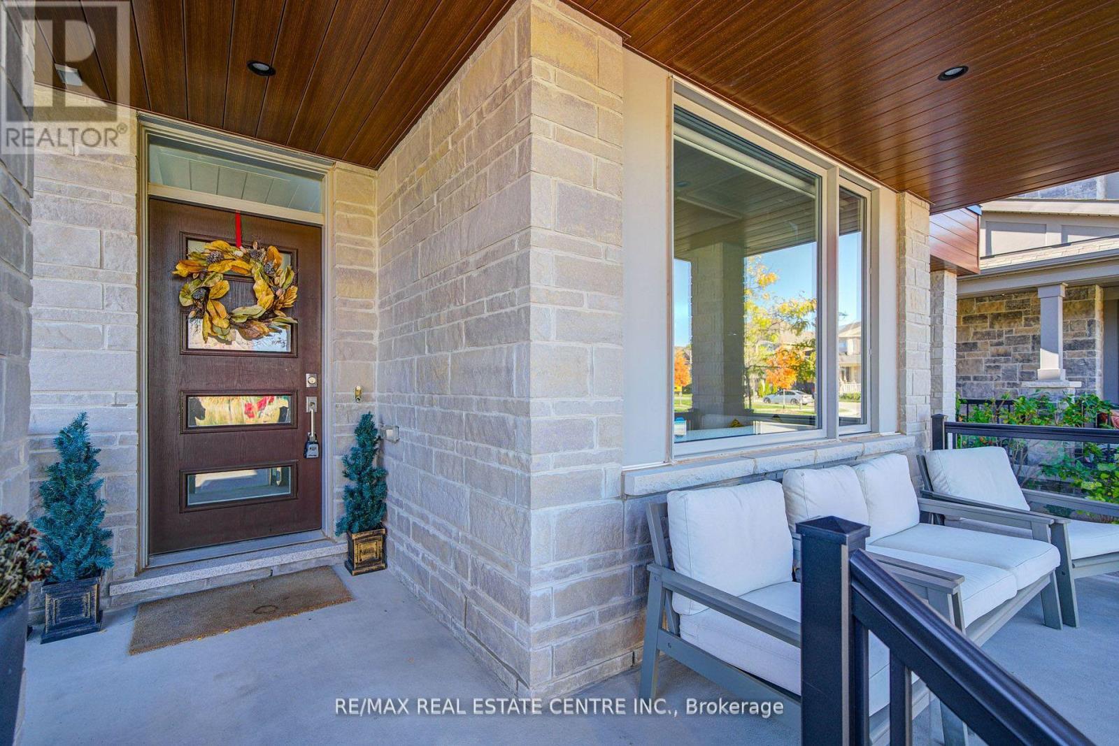 3268 Cloise Way, Oakville, Ontario L6M 1R2 - Photo 2 - W13463260