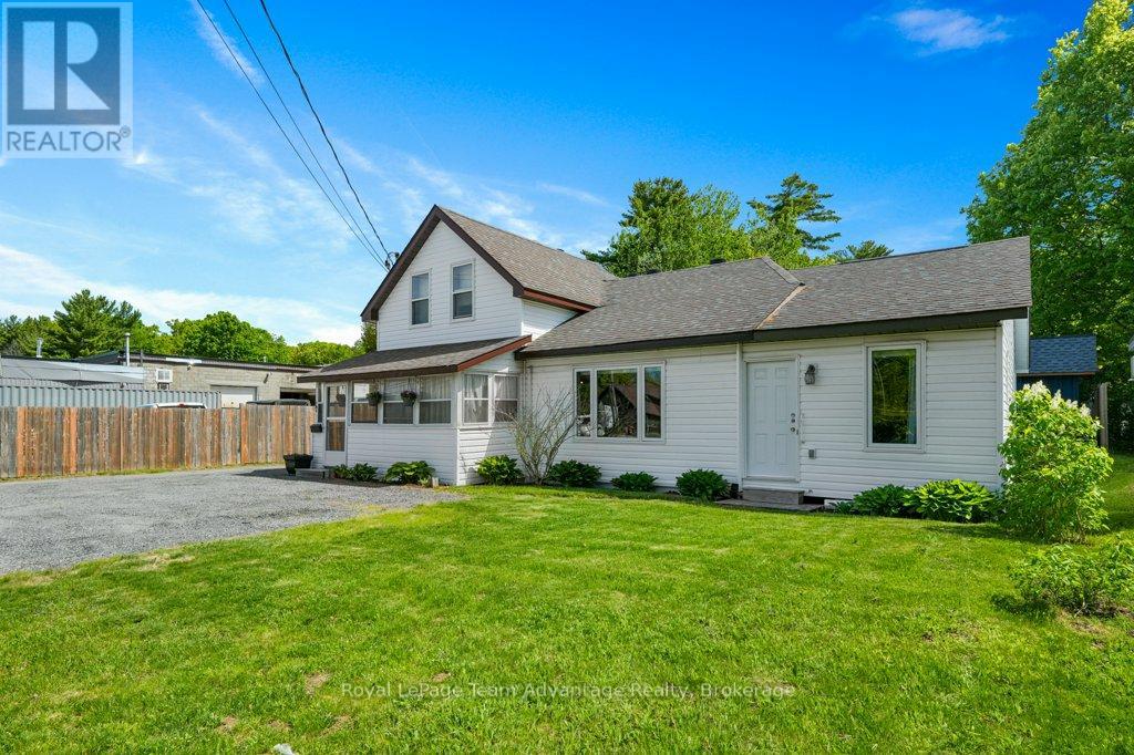17 Joseph Street, Parry Sound, Ontario  P2A 2G3 - Photo 4 - X13237102