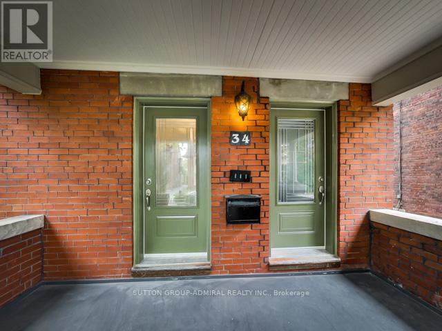 34 Hewitt--Main Floor Avenue, Toronto, Ontario  M6R 1Y3 - Photo 2 - W13463272