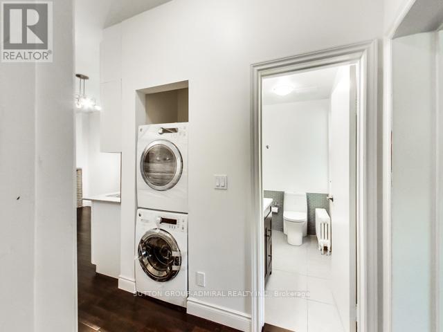 34 Hewitt--Main Floor Avenue, Toronto, Ontario  M6R 1Y3 - Photo 9 - W13463272