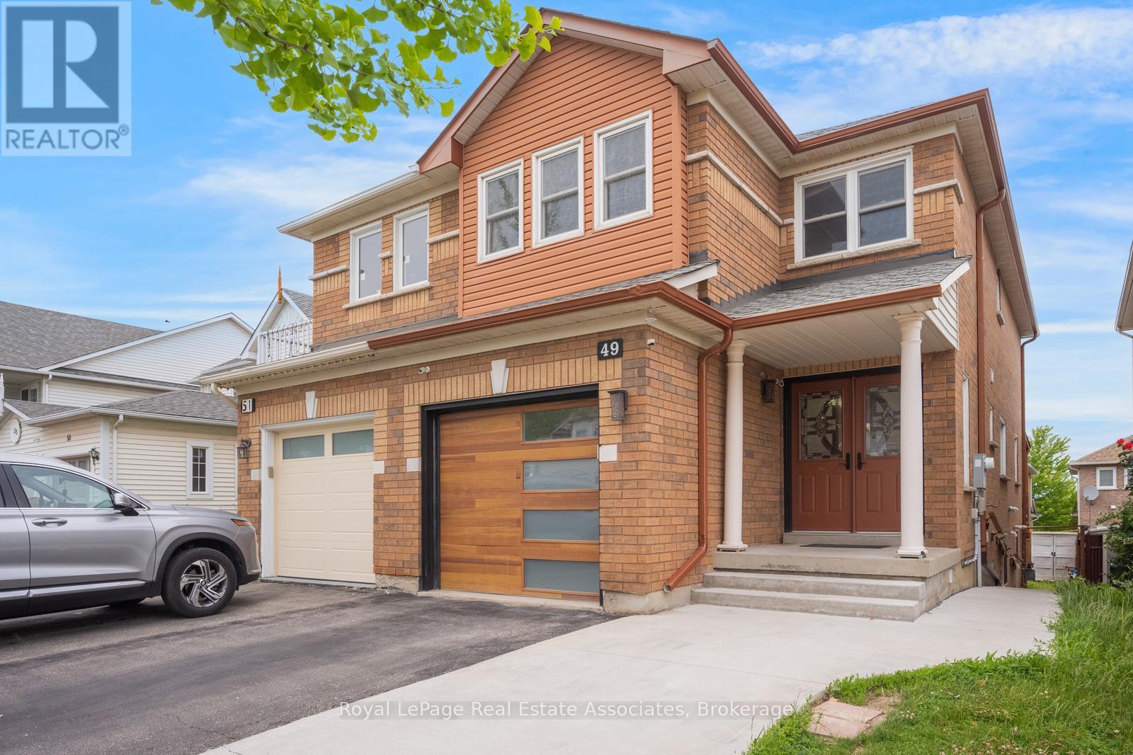 49 Tiller Trail, Brampton, Ontario  L6X 4R6 - Photo 2 - W13463374