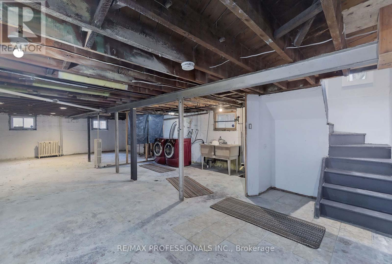 1213 Islington Avenue, Toronto, Ontario  M8Z 4T2 - Photo 17 - W13463376