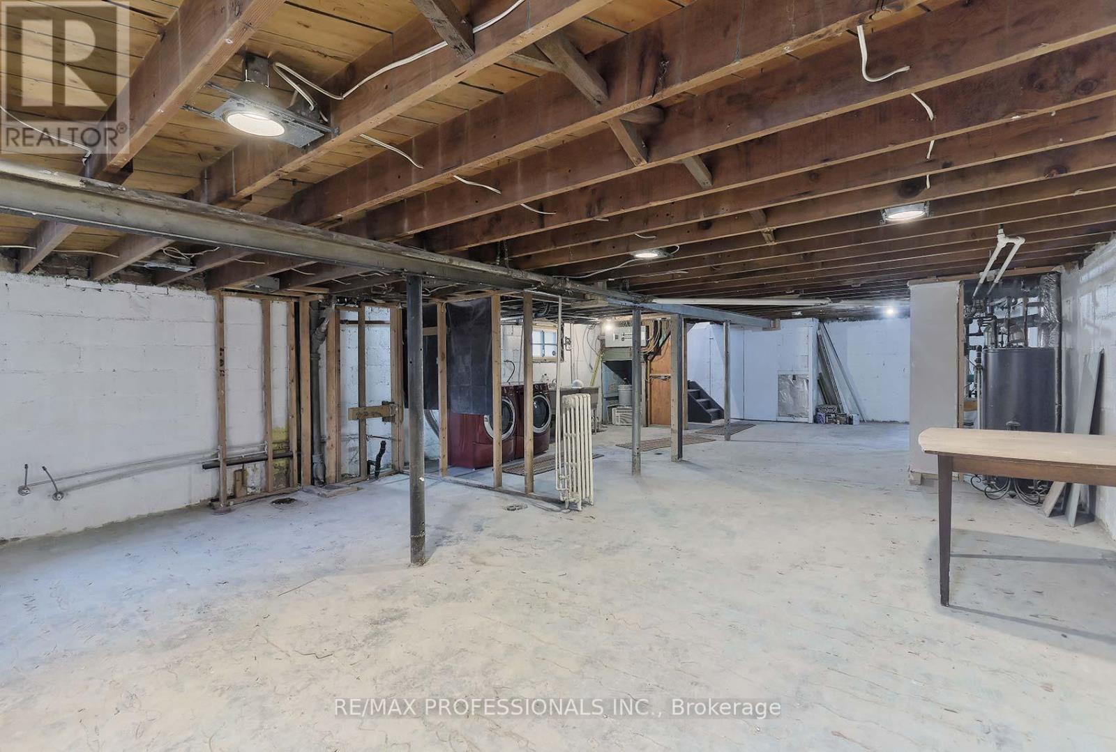 1213 Islington Avenue, Toronto, Ontario  M8Z 4T2 - Photo 19 - W13463376
