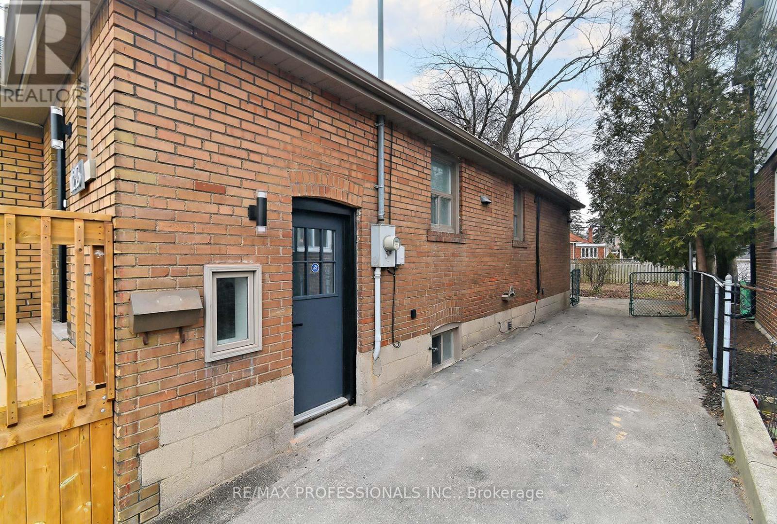 1213 Islington Avenue, Toronto, Ontario  M8Z 4T2 - Photo 20 - W13463376