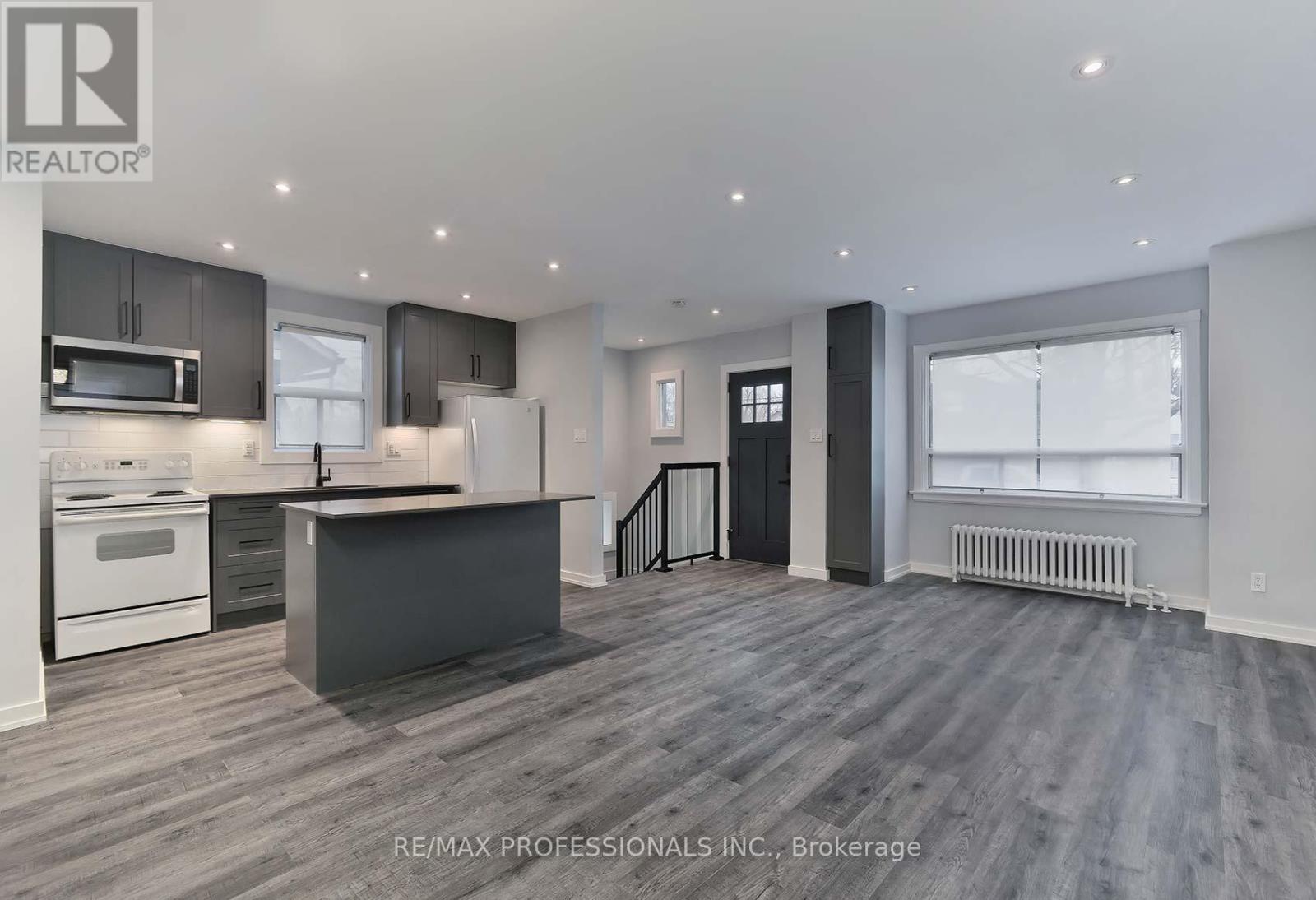 1213 Islington Avenue, Toronto, Ontario  M8Z 4T2 - Photo 6 - W13463376