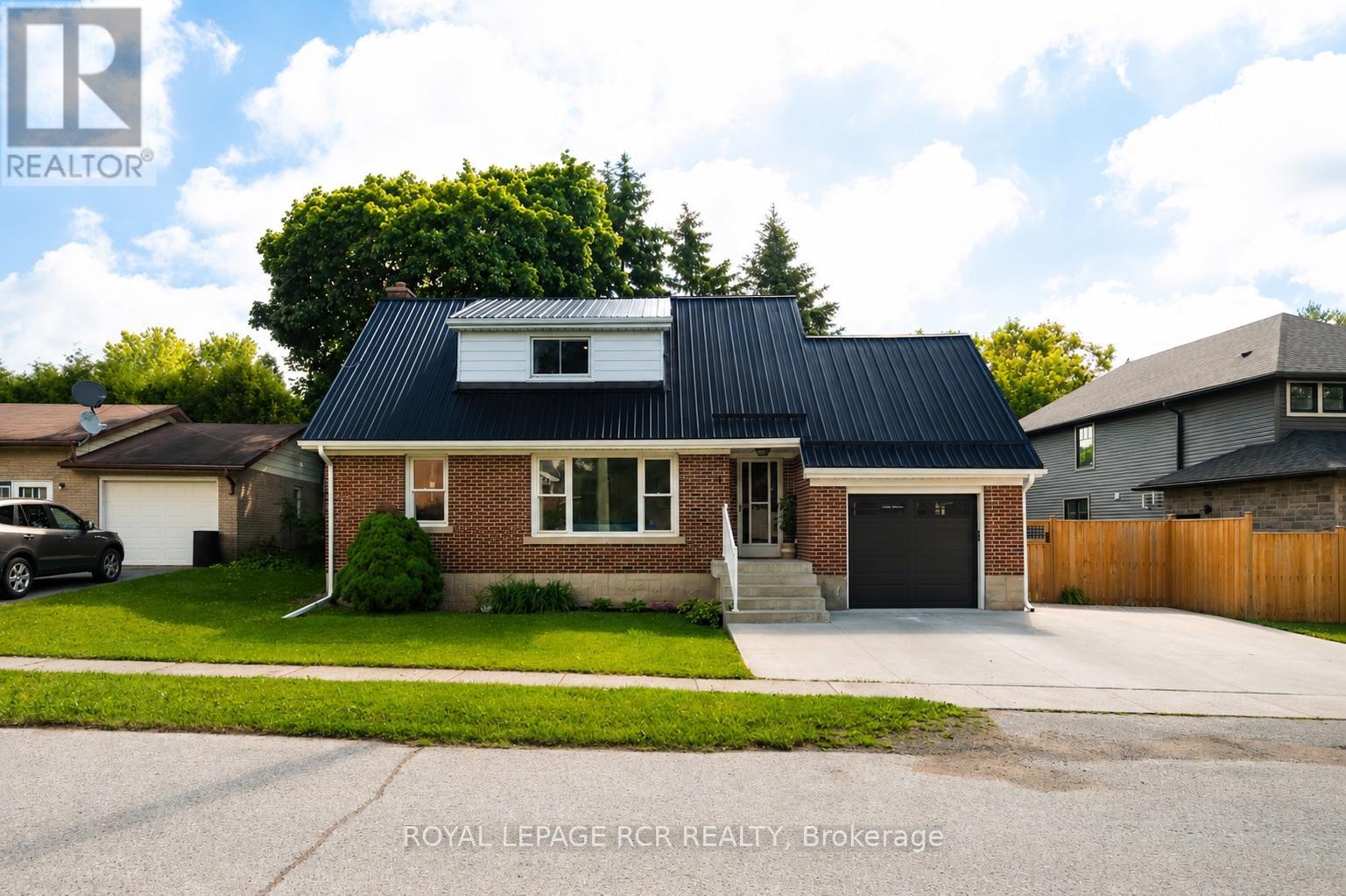 9 Ponsford Street, East Luther Grand Valley, Ontario  L9W 5W7 - Photo 2 - X13463254