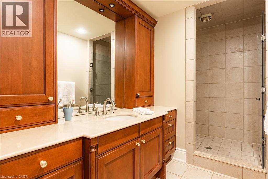122 Lisonally Court, Oakville, Ontario  L6L 6P2 - Photo 44 - 40841183