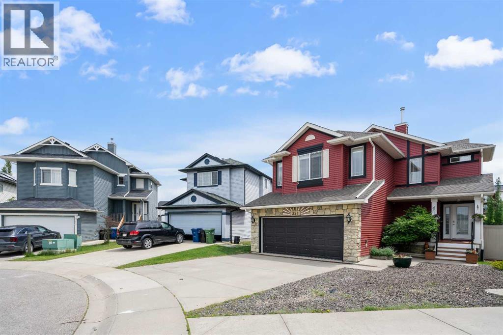 321 Bayside Place Sw, Airdrie, Alberta  T4B 2X5 - Photo 2 - A2321507