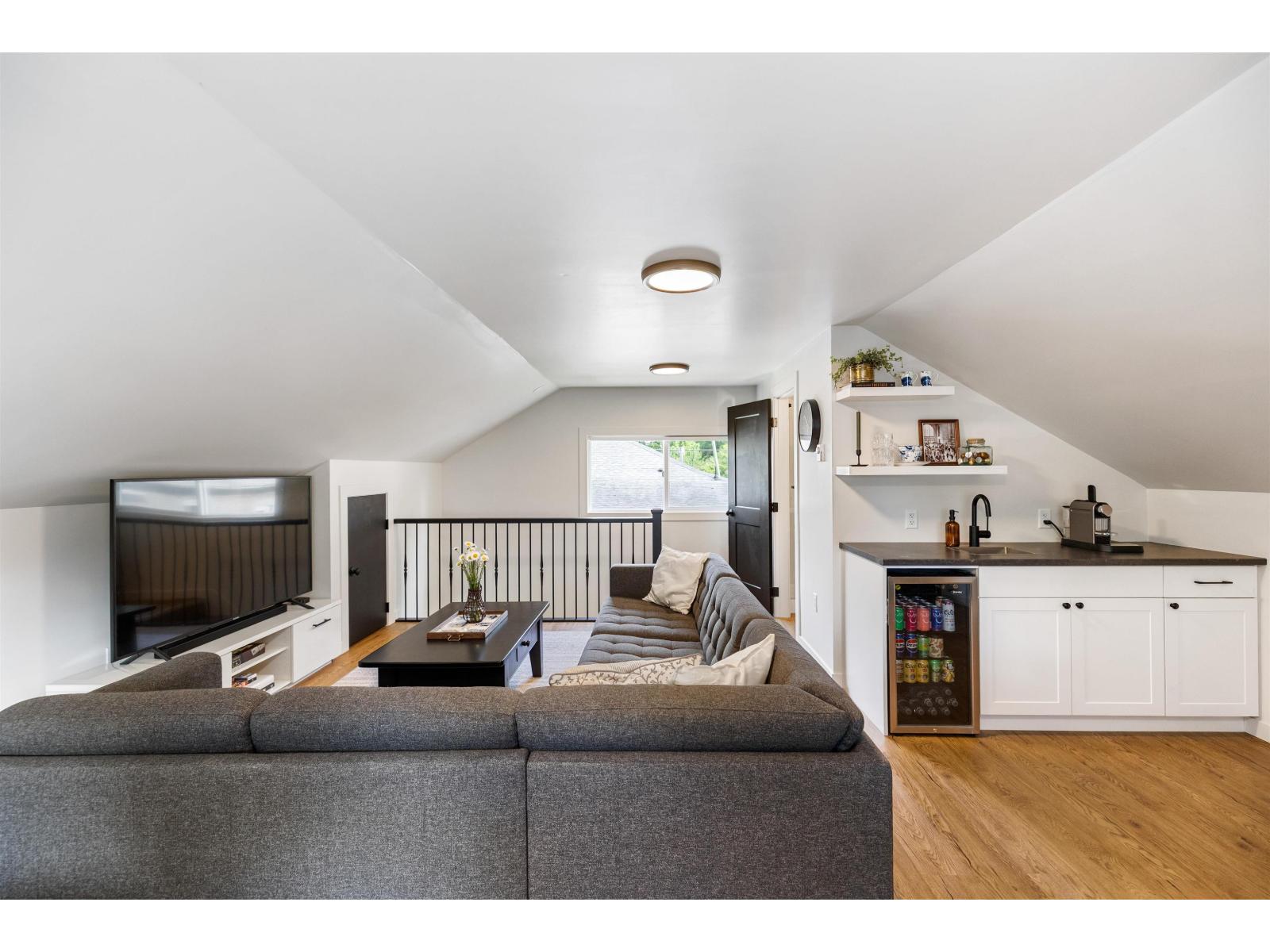 34850 Clayburn Road, Abbotsford, British Columbia  V2S 7Y9 - Photo 27 - R3137178