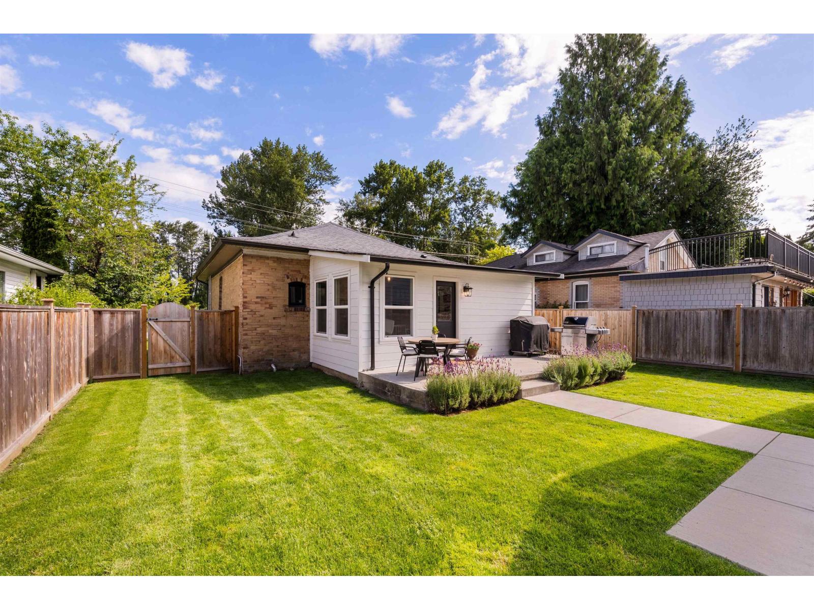34850 Clayburn Road, Abbotsford, British Columbia  V2S 7Y9 - Photo 19 - R3137178