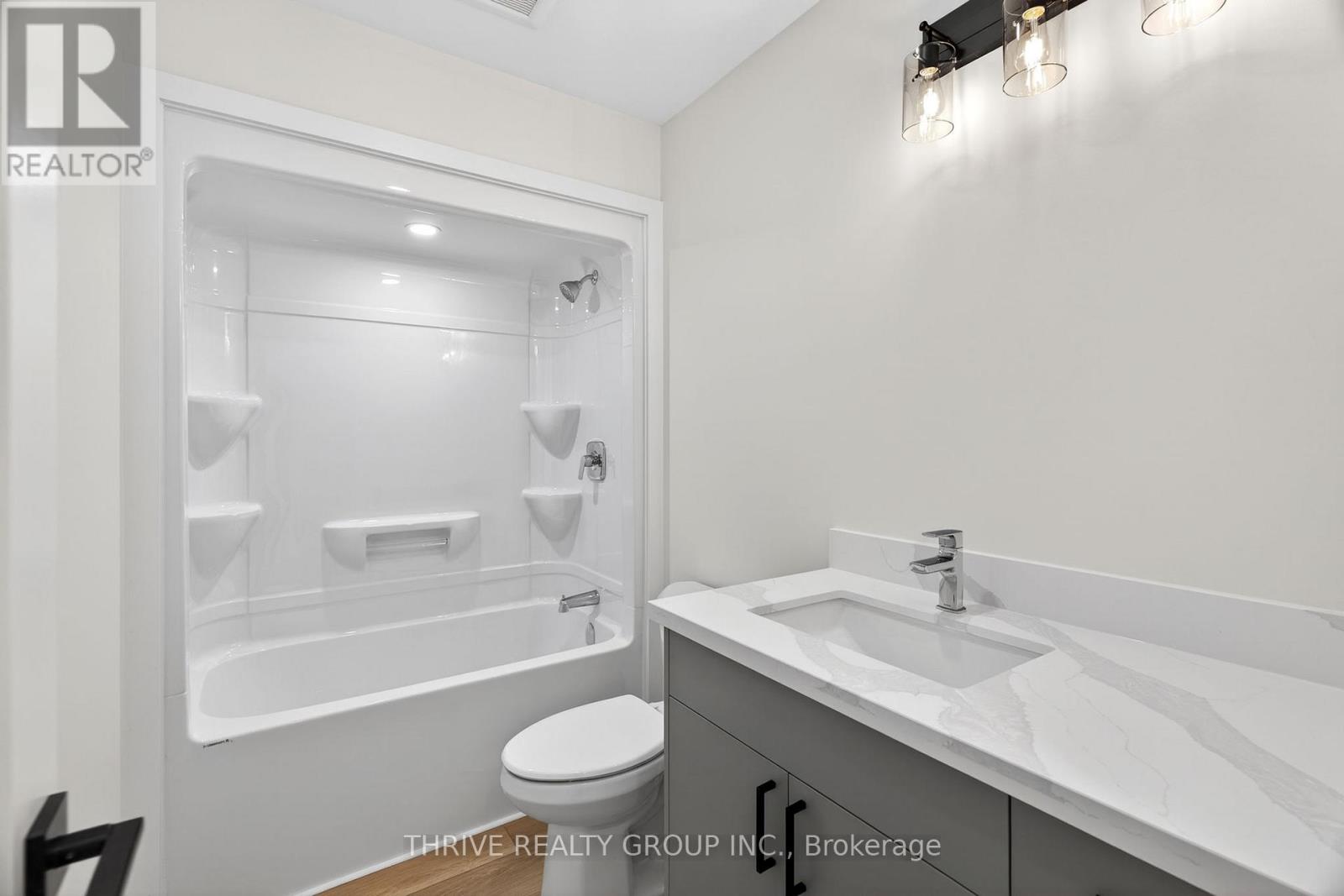 9887 Eric Street, Lambton Shores, Ontario  N0M 2N0 - Photo 16 - X13463640