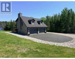 340 Bruckenburger RD, Kenora, Ontario