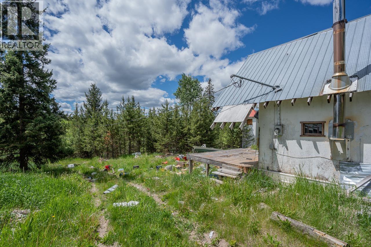 6719 Fawn Creek Road, Lone Butte, British Columbia  V0K 1X3 - Photo 10 - R3137583