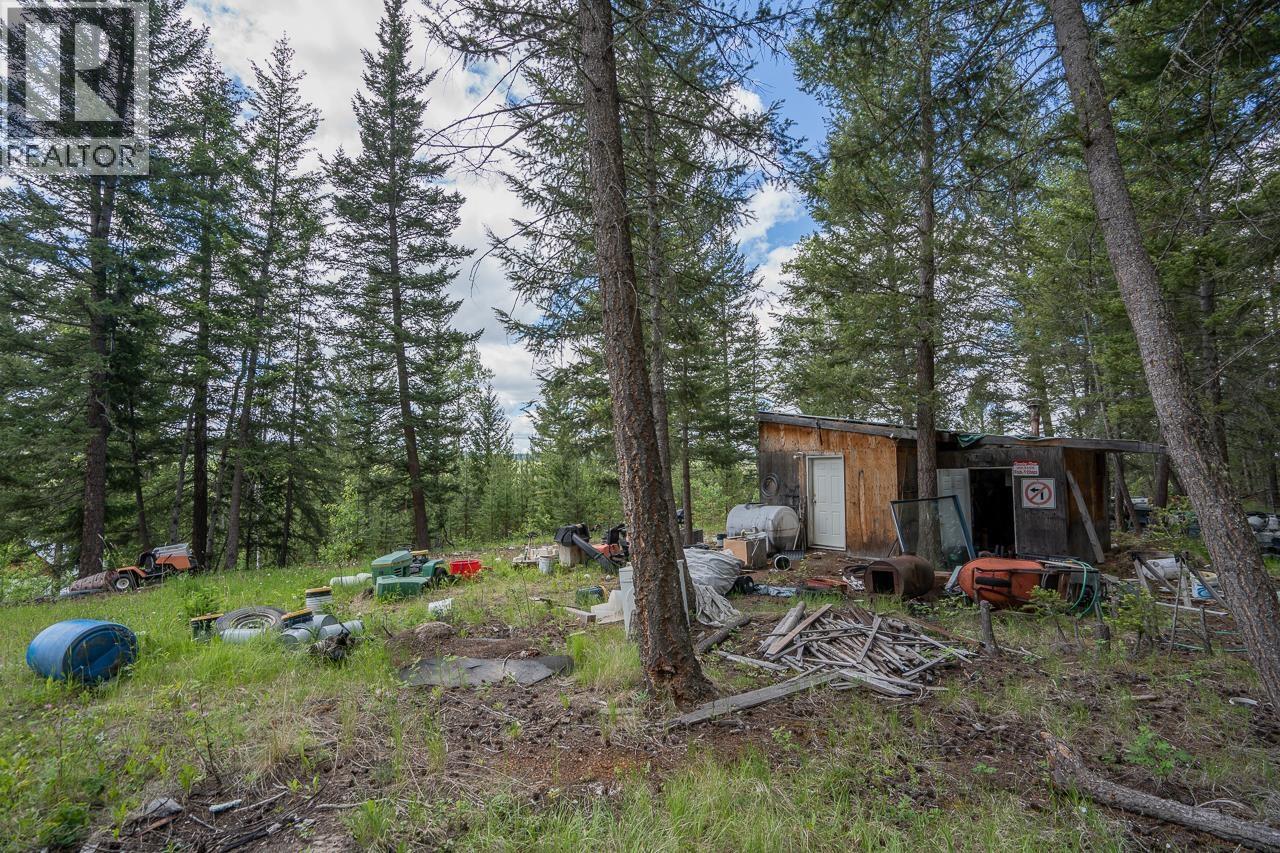 6719 Fawn Creek Road, Lone Butte, British Columbia  V0K 1X3 - Photo 16 - R3137583