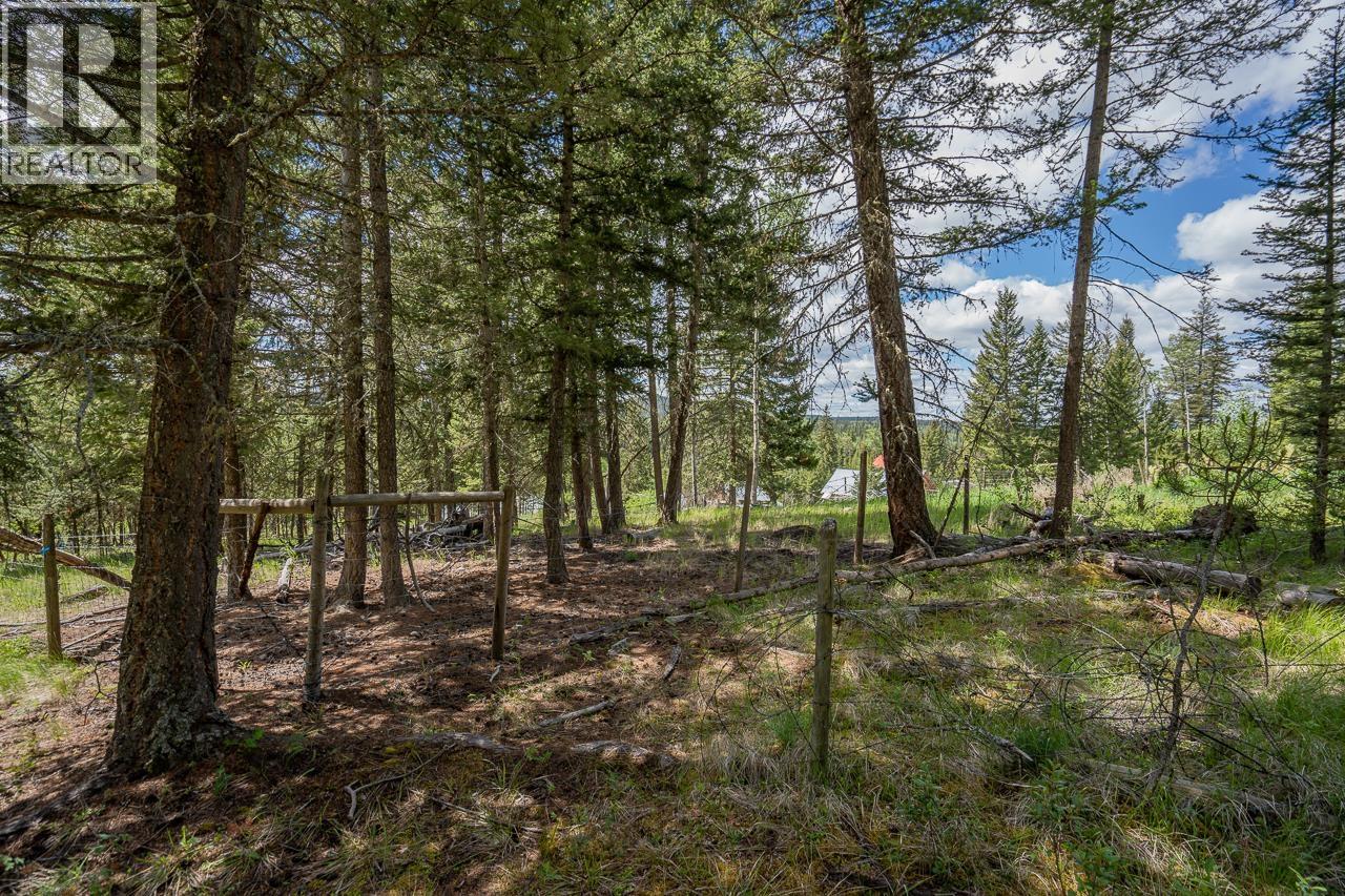 6719 Fawn Creek Road, Lone Butte, British Columbia  V0K 1X3 - Photo 28 - R3137583