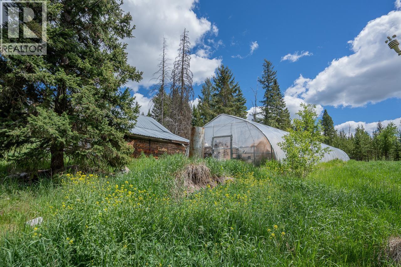 6719 Fawn Creek Road, Lone Butte, British Columbia  V0K 1X3 - Photo 9 - R3137583