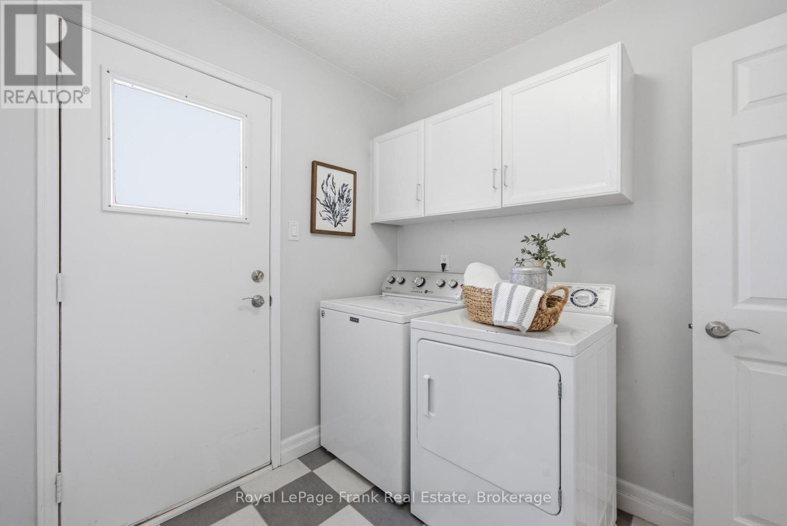 37 Parkes Drive, Ajax, Ontario  L1S 4W1 - Photo 19 - E13463198