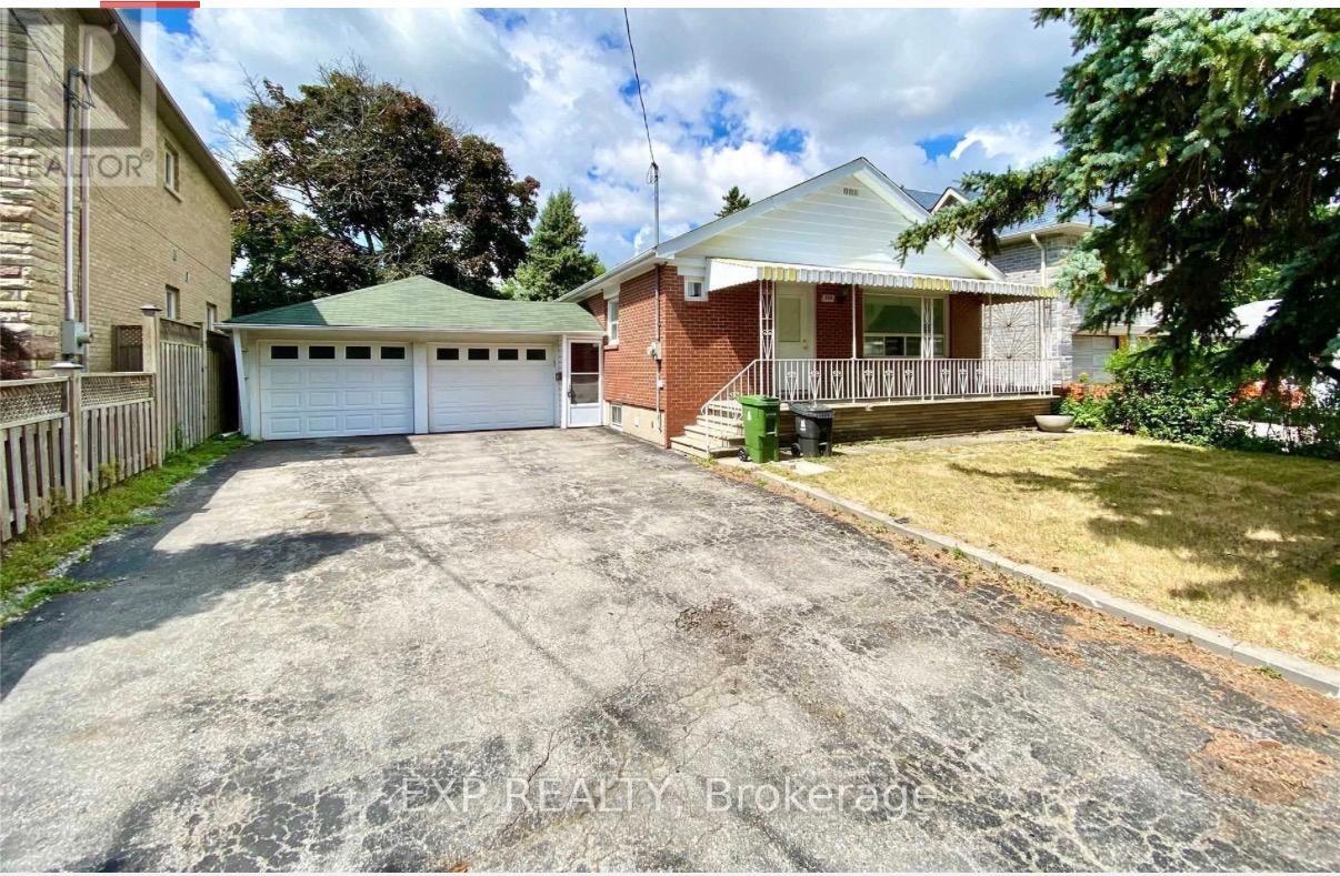 MAIN - 119 EARLTON ROAD, Toronto, Ontario