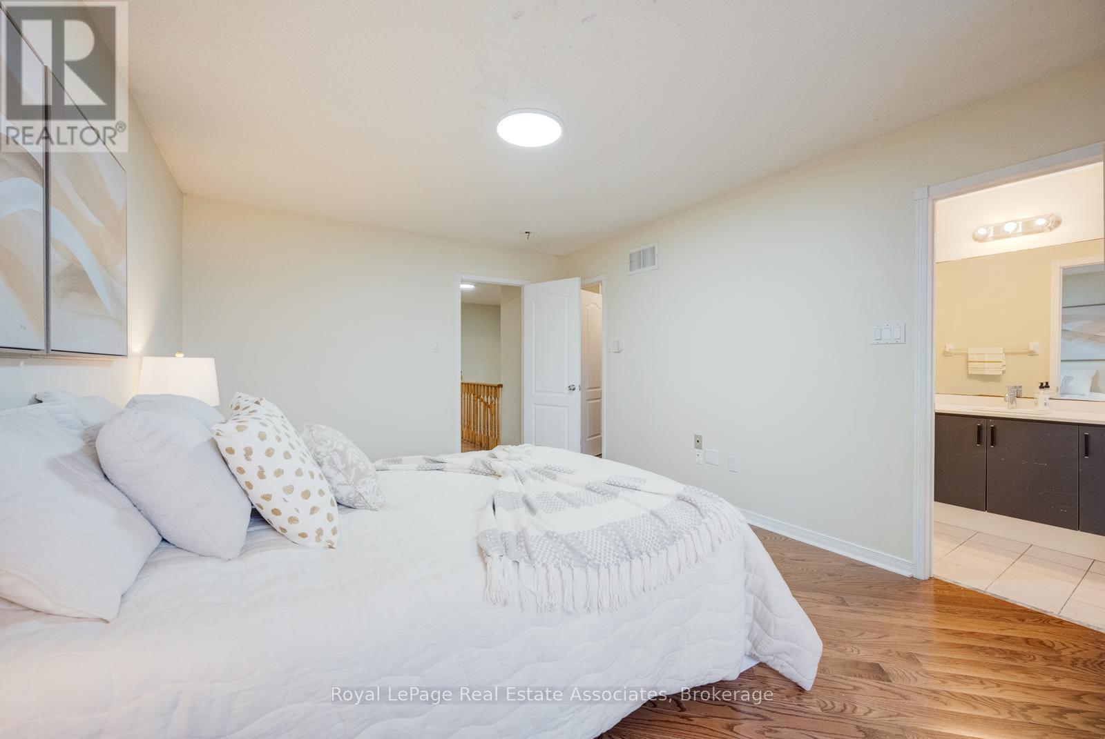 49 Tiller Trail, Brampton, Ontario  L6X 4R6 - Photo 22 - W13463374
