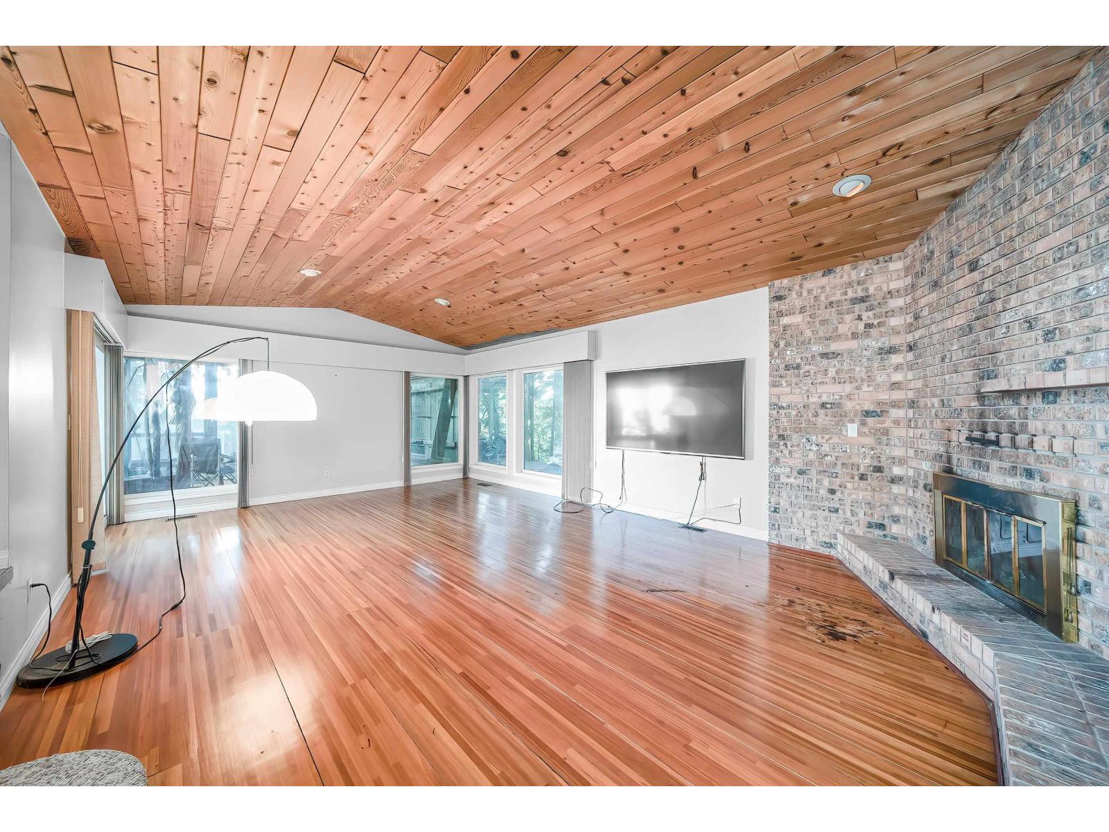 5242 Station Road, Surrey, British Columbia  V3X 3C4 - Photo 2 - R3137576