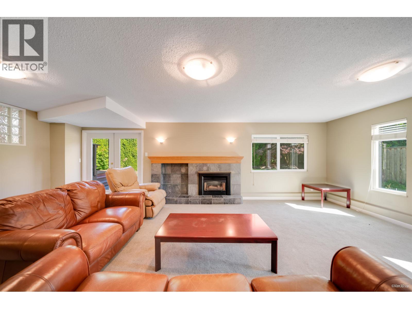 7720 Waterton Drive, Richmond, British Columbia  V7A 4G4 - Photo 7 - R3137562
