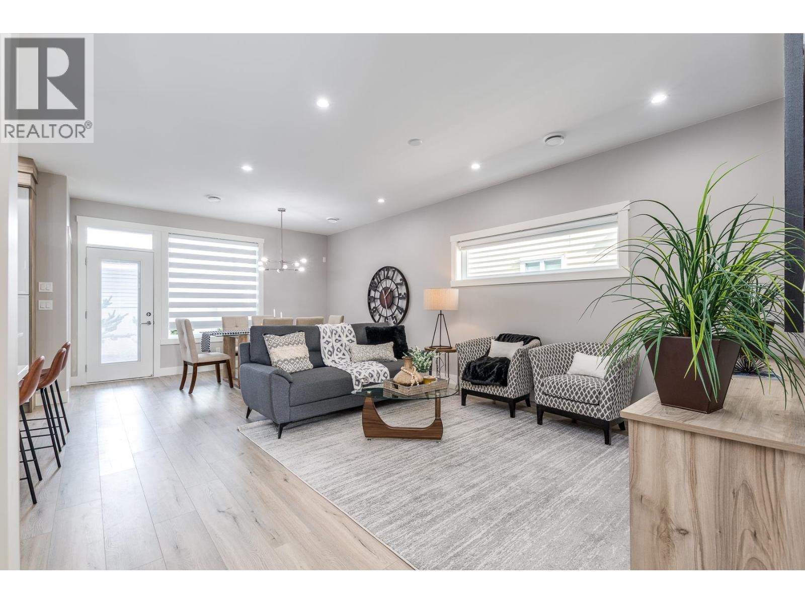3427 Victoria Drive, Coquitlam, British Columbia  V3B 2V5 - Photo 8 - R3137563