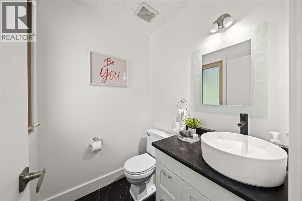 34, 10001 Brookpark Boulevard SW, Calgary, Alberta  T2W 3E3 - Photo 19 - A2321410