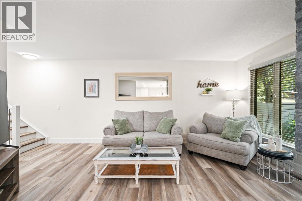 34, 10001 Brookpark Boulevard SW, Calgary, Alberta  T2W 3E3 - Photo 4 - A2321410