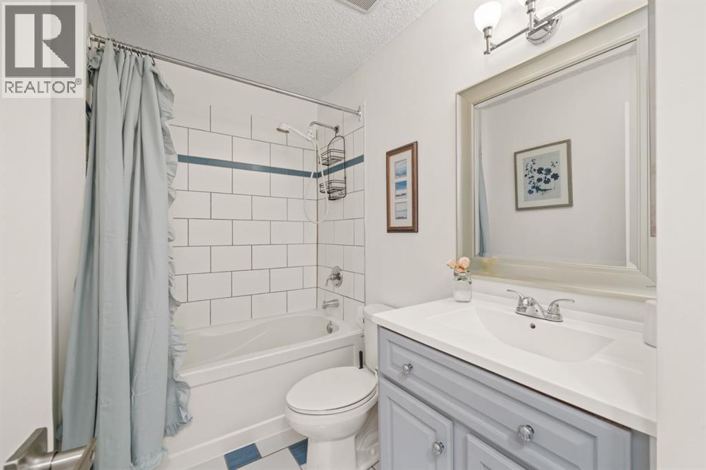 34, 10001 Brookpark Boulevard SW, Calgary, Alberta  T2W 3E3 - Photo 15 - A2321410